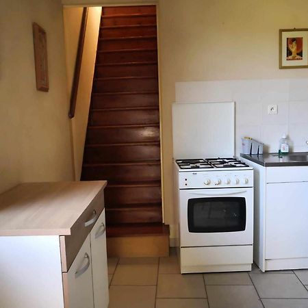 Petit Gite Ou Chambre D'Hotes 2/4 Personnes Buffieres Exterior foto