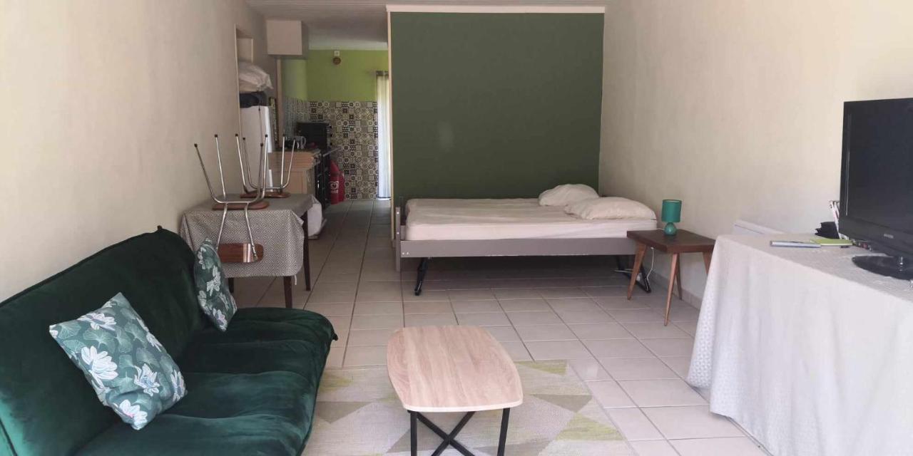 Petit Gite Ou Chambre D'Hotes 2/4 Personnes Buffieres Exterior foto
